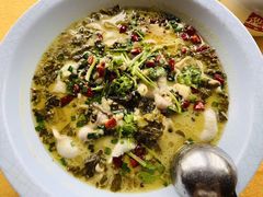 -鲤鱼塘农家山庄