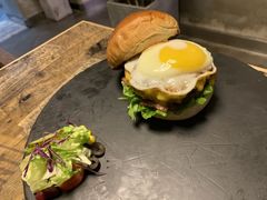 -HIGH FIVE哈福手工汉堡(桂林路店)