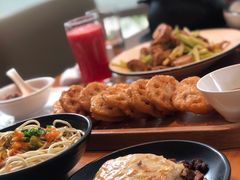 老通城三鲜豆皮-莲餐厅·湖北菜·藕汤是头牌(愚园路店)