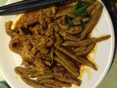 -艳阳天民俗村(公园路店)