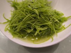 -壹号院音乐餐厅•烤全羊•新疆菜(浐灞店)