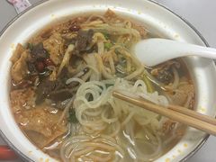 -丽丽三鲜螺蛳粉(田林路店)