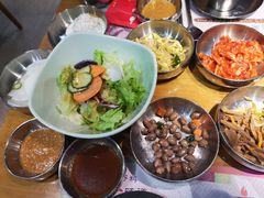 酱汁和牛舌小菜-老炉家木炭烤肉(长江国际店)