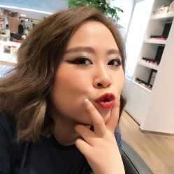 -曼都发型