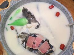 浓汤鱼头-几荷·恰似故人来(秀水广场店)