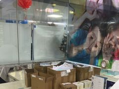-上海大学附属上海和平眼科医院