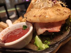 -龙治汉堡(中华城店)