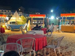 -亚龙湾希尔顿自助餐厅·海鲜·烧烤·沙滩BBQ·现场乐队