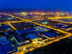 餐厅窗外夜景-锦悦轩空中观景餐厅