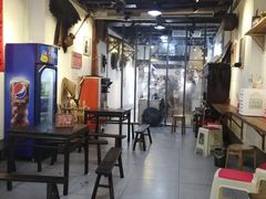 大堂-白色精品·老长沙臭豆腐(文化店)