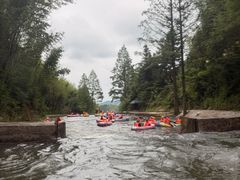 -安吉龙王山峡谷漂流