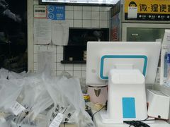-小蛮妞家螺蛳粉(凯旋路店)