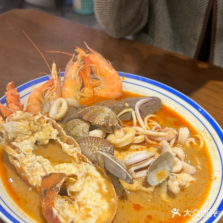 吃了这碗龙虾沙茶面，我竟然……