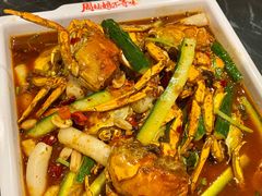 香辣大闸蟹-周姑娘不等味·牛羊肉火锅·螃蟹罗氏虾·烤鱼烤串(高邮店)