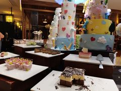 精美蛋糕-OPEN開全日自助餐厅·西餐·海鲜(佛山希尔顿酒店)