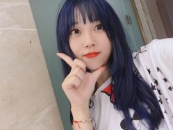 -V HAIR SALON造型