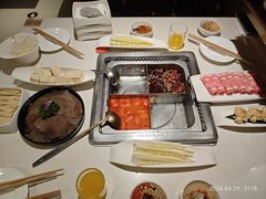 -海底捞火锅(盈石八一广场店)