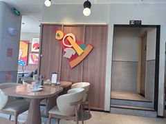 -必胜客(会展店)