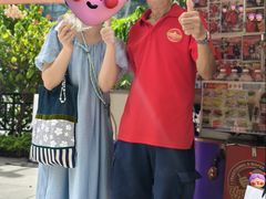 -詹爷爷乌节路街头冰淇淋