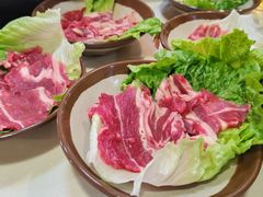 -尚品海鲜肥牛自助火锅(湖明店)