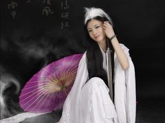 -九月鹰飞汉服摄影工作室