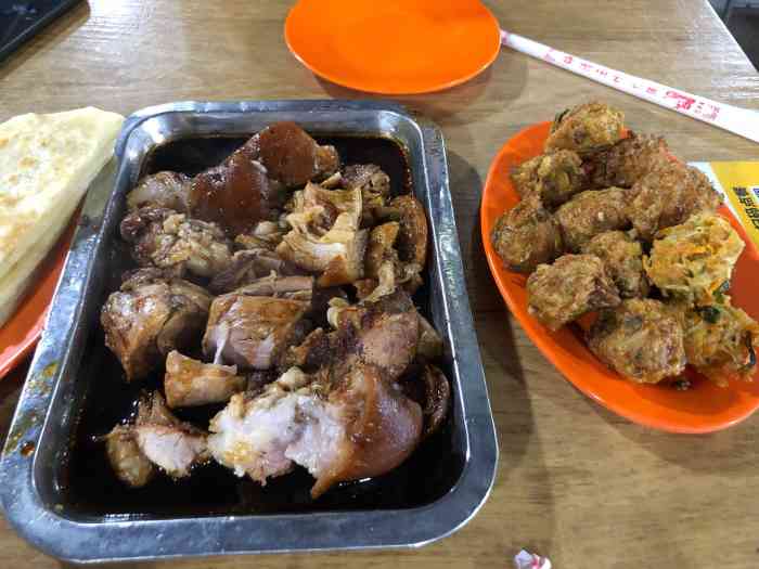 黄寺卤煮·黄寺喝酒公司-"前段时间餐馆都还没开就想着这一口 终于吃.
