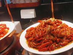 -钱小奴海鲜自助黑金店(杭州滨江龙湖店)