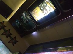 -GAGA主题量贩式KTV平价店(工大店)