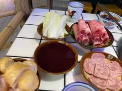-巴隆门重庆老火锅(太湖路店)