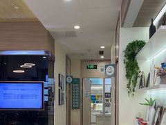 -维乐口腔(美维云门诊陆家嘴店)
