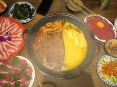 -萍姐火锅·公路夜市(武汉首店)