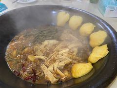 羊排锅-三江鱼东北特色铁锅炖(骆驼店)