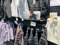 -迪卡侬(西三旗店)