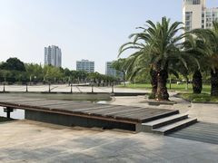 -上海第二工业大学(金海路校区)