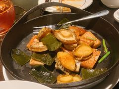 芋头烧鲍鱼-甄御•海鲜新青岛菜(麦岛店)