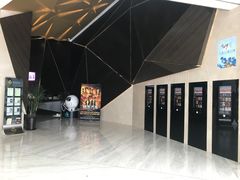 -英皇UA电影城(虹桥天地店)