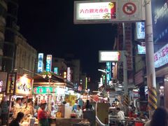 -六合夜市