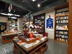 -西西弗书店&矢量咖啡(凯德晶萃广场店)