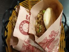 肉夹馍-熊仔解馋坊