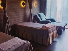 -得闲·高空SPA(东盟店)