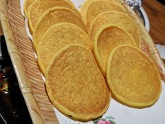 黄金玉米饼-东来菜馆•手抓海鲜家常菜•海鲜锅贴(鸽子窝店)