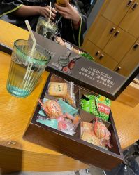 -时尚殿堂明星门店