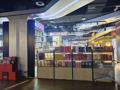 -王府井百货熙地港店