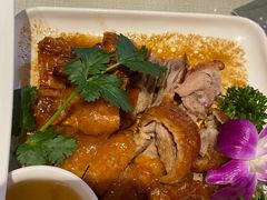 明炉烧鸭-鹅冠港式茶餐厅(来福士店)