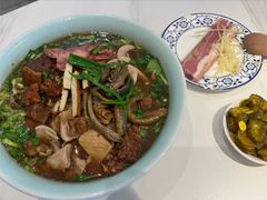 -镇南锅盖面馆(解放路店)