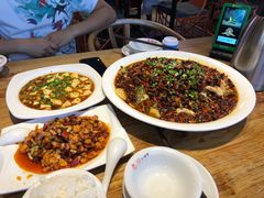 -兔槽江湖菜·重庆璧山兔(水围店)