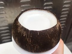 -椰爺爺·椰子冻砵仔糕
