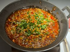 酸菜豆花牛肉68-麻六记(新天地店)