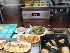-南城香·饭香串香馄饨香(青年路店)