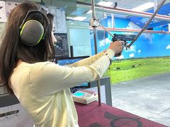 -都市枪神实弹射击俱乐部